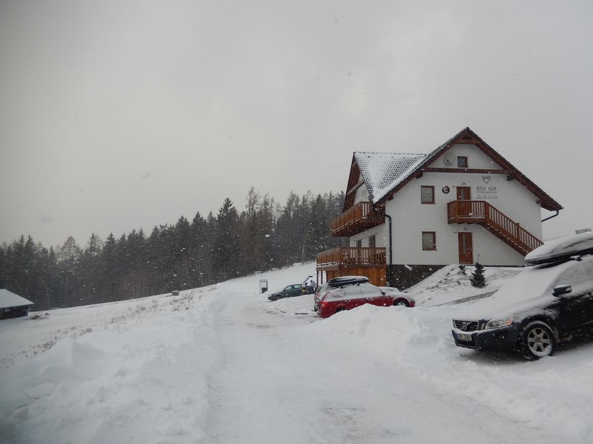 Horske Apartmany Bily Vlk Vaclavov u Bruntalu Экстерьер фото